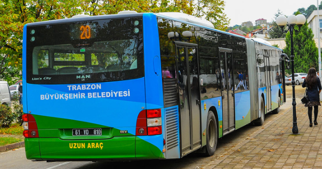 TRABZON BÜYÜKŞEHİR’DEN ULAŞIM KARARI! Ortaokul öğrencilerine de artık ücretsiz