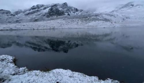 KIŞ ERKEN GELDİ: Trabzon’a sezonun ilk karı yağdı