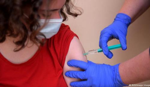 PROF. DR. CENK KIRAKLI: 3’üncü doz aşı yaptırmayanlar nedeniyle hastaneye başvuru sayılarında artış var