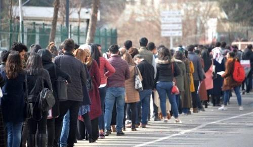 DİSK’TEN TÜİK’İN AÇIKLADIĞI İŞSİZLİK RAKAMLARINA TEPKİ: “İŞKUR verileriyle arasında uçurum var”