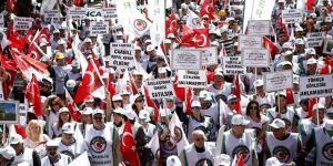 ŞEKERDE ADIM ADIM ERİME | Özelleştirme yıkımı şekerde de kendisini gösterdi