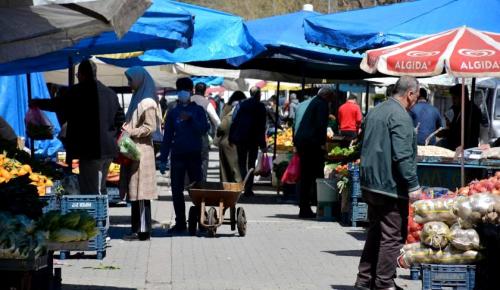 AĞIR BORÇ YÜKÜ ALTINA SOKAN POLİTİKALAR BEREKET DEĞİL: Olsa olsa daha fazla sefalet getirir.