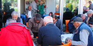 İŞTE, “MÜJDE” VERİLEN EMEKLİNİN HALİ: Faturalar yüzünden oğlumda kalıyorum
