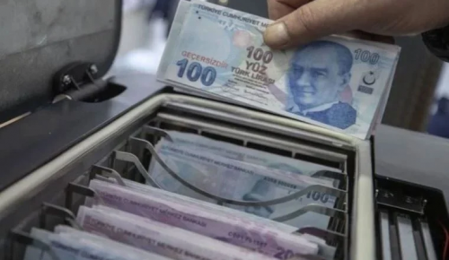 BİR YIL GEÇTİ | Dolar eski yerine döndü