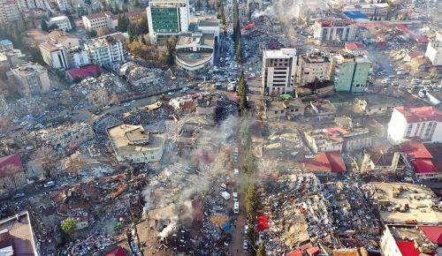 DEPREMİN ARDINDAN: Kamuculuğa sarılma zamanı!