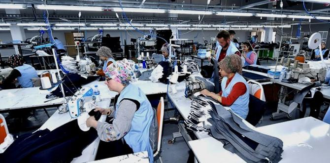 ÜCRET GELİRİ ENFLASYON VE KESİNTİYLE ERİDİ, EMEKÇİNİN CEBİ 8 AYDA BOŞALTILDI: Şaka değil, yoksulluğun dibi geliyor!