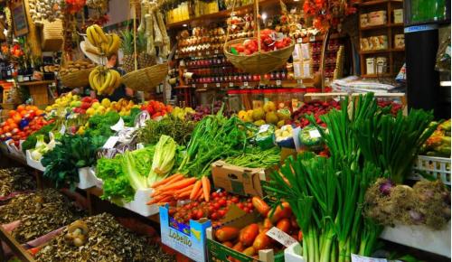 TARIM DESTEK AZALDI: Meyve fiyatlarında rekor artış yaşanıyor