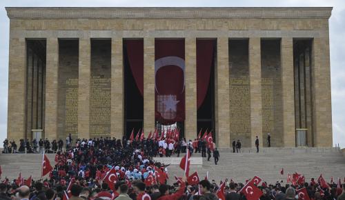 19 MAYIS ATATÜRK’Ü ANMA, GENÇLİK VE SPOR BAYRAMI KUTLU OLSUN