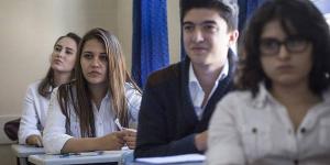LİSELERE “SINIFTA KALMA” GELİYOR | Devamsızlık affı kaldırılıyor