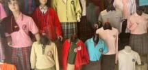YOKSUNLUK GÖZARDI EDİLİYOR! Aileleri okulun armalı kıyafetlerini alamayan çocuklara baskı yapılıyor