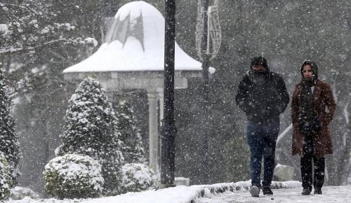 METEOROLOJİ’DEN 50 KENT İÇİN SARI VE TURUNCU KODLU UYARI: Kuvvetli sağanak ve kar yağışı bekleniyor