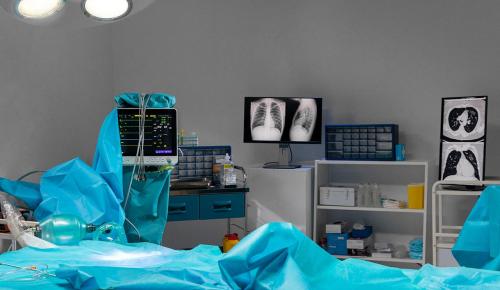 KAMU BİNALARDA CİHAZ, CİHAZLARIN BAŞINDA DOKTOR YOK: Parası olan özele gitsin ya olmayan!