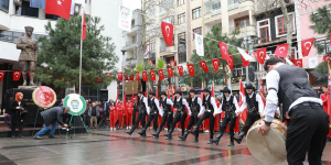 AKÇAABAT’IN DÜŞMAN İŞGALİNDEN KURTULUŞUNUN 106. YILDÖNÜMÜ COŞKUYLA KUTLANDI