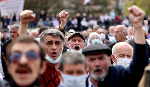 EMEKLİNİN AÇLIĞI KAF DAĞI’NI AŞTI: Hükümet emeklileri sadece oy potansiyeli olarak görüyor”