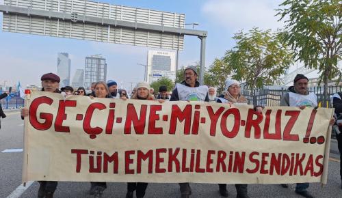“GEÇİNEMİYORUZ” DİYEN EMEKÇİLER ANKARA’DA YÜRÜDÜ: “Bu saltanat bitecek”