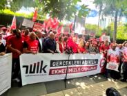 DİSK’TEN TÜİK ÖNÜNDE ZAMLARA TEPKİ!…”Gerçekleri açıkla, ekmeğimizle oynama”