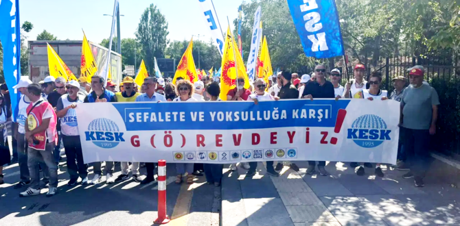 KAMU ÇALIŞANLARI İŞ BIRAKTI: ‘Sefalete ve yoksulluğa karşı görevdeyiz’