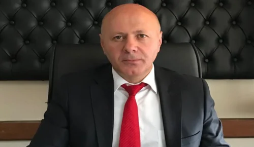 EĞİTİM – SEN TRABZON ŞUBE BAŞKANI MUHAMMET İKİNCİ: Okul kırtasiye masraflarının velilerin sırtına yıkılmaması gerektiğini söyledi