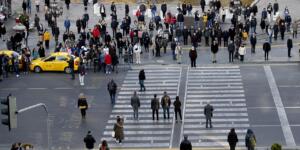 ATATÜRK İÇİN 09.05’TE HAYAT DURDU : Yurttaşlaraşlar gözyaşları ile yerlerinden kıpırdamadı