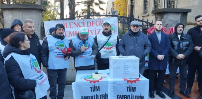 MARAŞ CADDESİ’NDE SANDIK BİR KURULDU | 2026 bütçesinde “Açlığa, Yok sayılmaya, Sefalete HAYIR” denildi