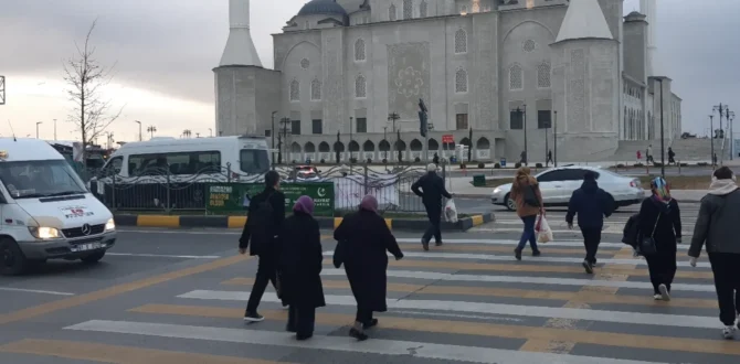 DOLMUŞ DÜZENİ TAMAM | Şimdi sıra yaya güvenliğinde…