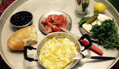 SOFRADA NE ET NE DE MEYVE VAR | Dar gelirlinin sofrasında temel besin maddeleri kayboluyor