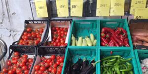 BİR ANDA BÜTÜN DÜNYAM KARARDI: Domates, biber, patlıcan ateş pahası