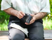 3 AYLIK ERİME: Asgari ücret ve emekli aylığı enflasyona yenildi!