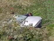 MAHALLEMİZ GELİYA/ KARAÇAM MAHALLESİNDE OTOMOBİL FINDIK BAHÇESİNE YUVARLANDI