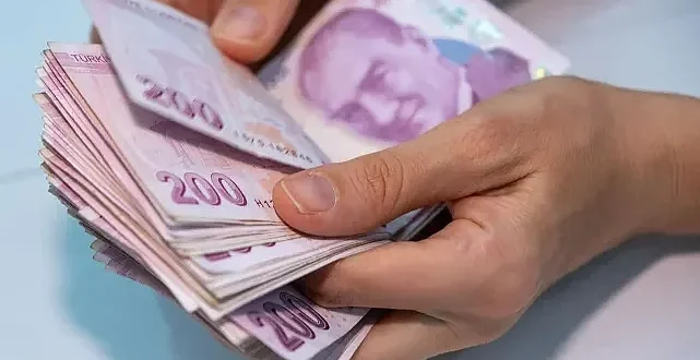 EMEKLİLERE SEYYANEN ZAM TEKLİFİ MECLİS’TE: En düşük aylık için 45.800 lira önerildi